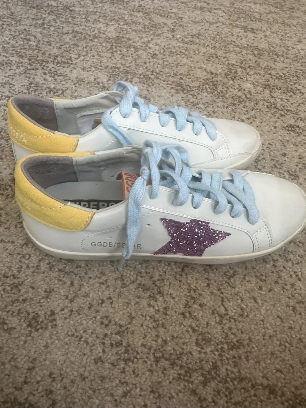 Golden Goose Superstar Women’s Fashion Sneakers 37